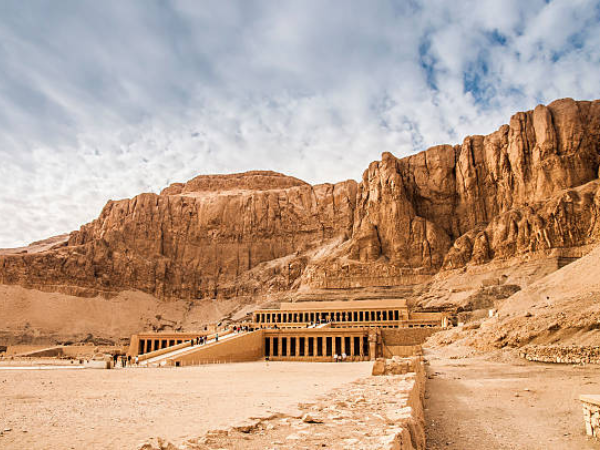 The queens attractions tour in Luxor