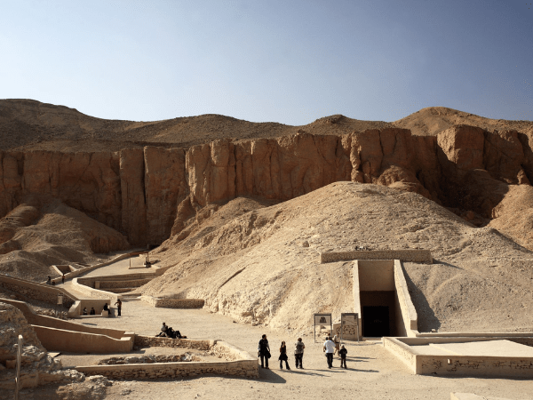 Day 2: Fly To Luxor