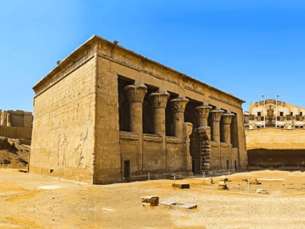 Templo de Jnum en EsnaTemplo de Esna