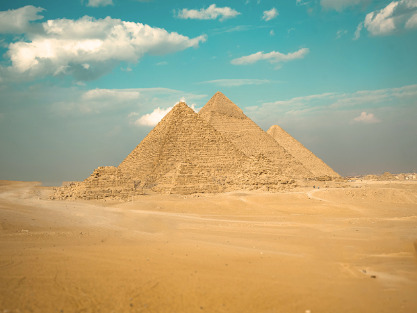 Las Grandes Pirámides de Giza