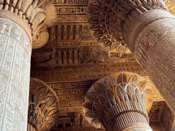 Templo de Jnum en Esna